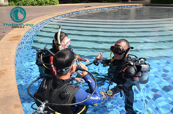 12/12正式上線(xiàn)！PADI 最新課程【休閑潛水員Resort Diver】 丨 一天拿證，潛遍全球